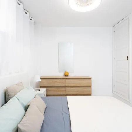 3 50m From The Americas Promenade With Heated Pool * Арона