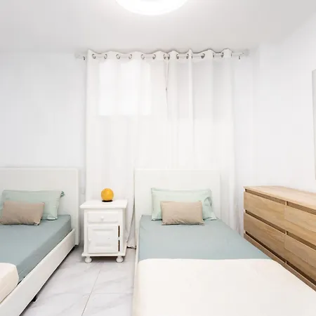 Appartamento 3 50m From The Americas Promenade With Heated Pool