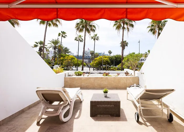 3 50m From The Americas Promenade With Heated Pool أرونا